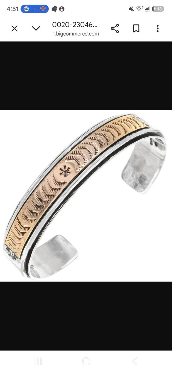 (004-AT) Hammered Men's Cuff Navajo Bracelet