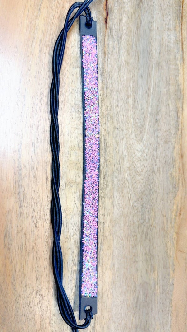 Zadelsieraad.  Roze glitter