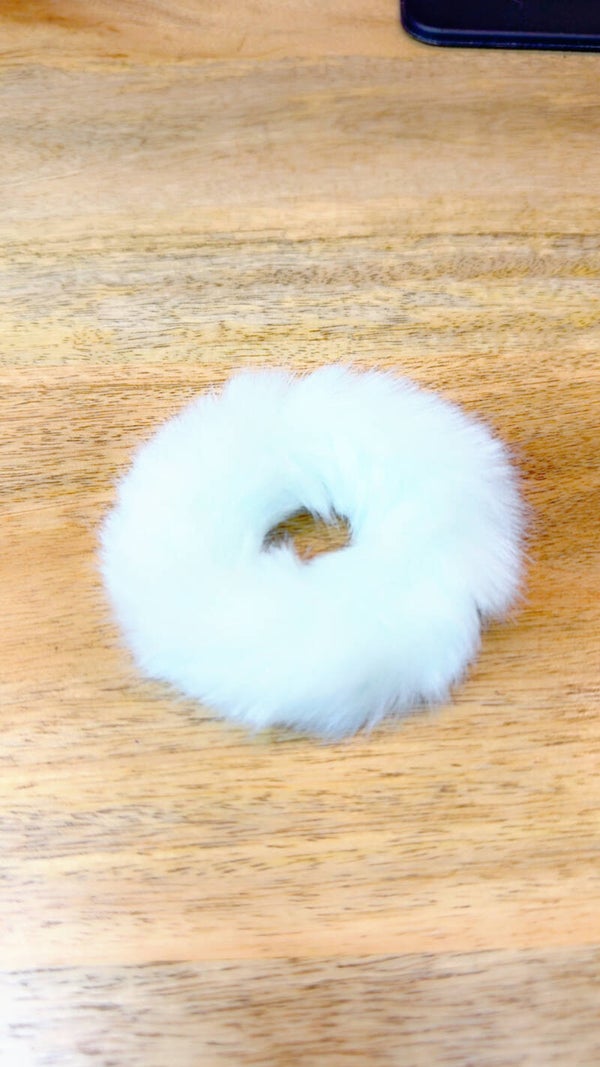 Fluffy donut  licht mintgroen