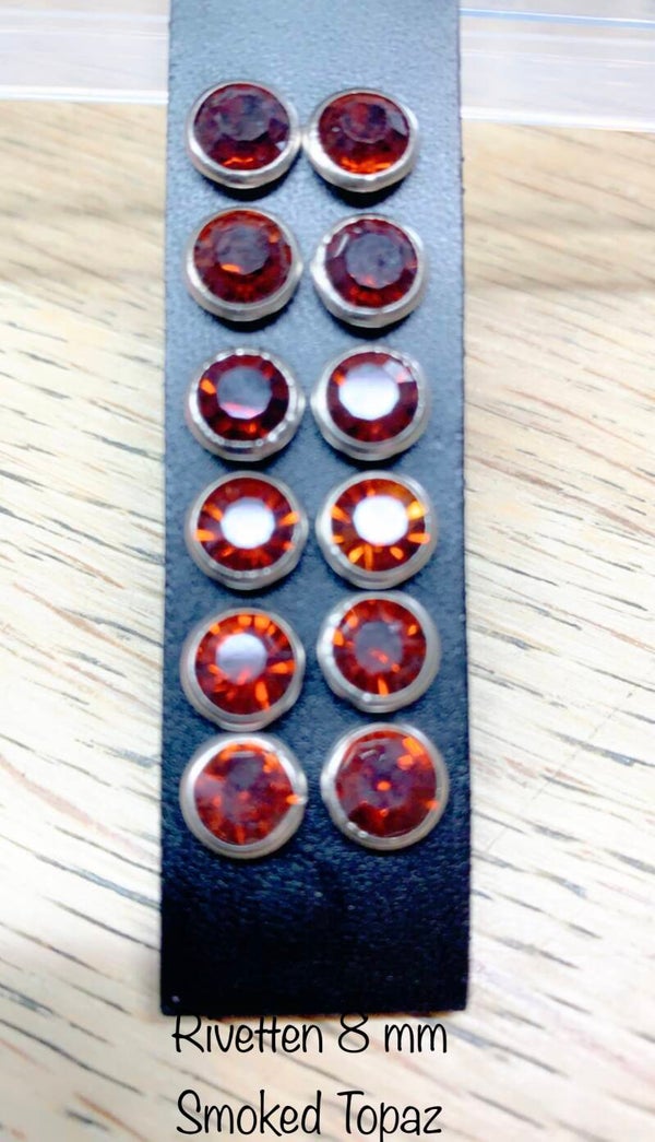 Rivetten 8mm  smoked topaz