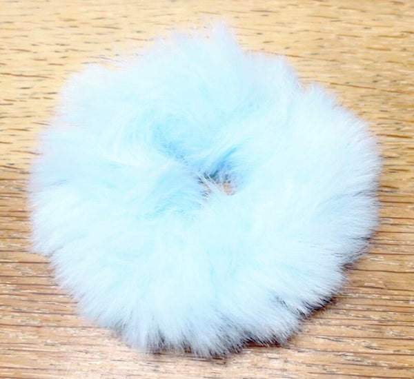 Fluffy haardonut  licht blauw