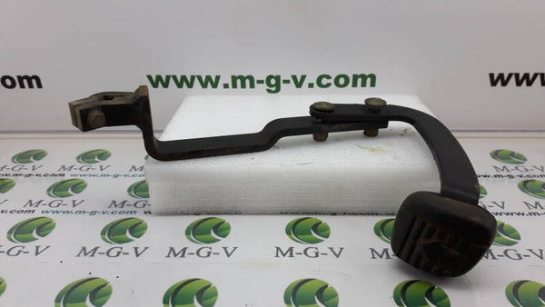 John Deere GX 355 Fahrpedal komplett rückwärts (M4/4026)