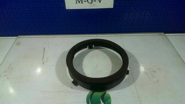 Stiga Villa Distanzstück Motor - Motorhaube  (F2/2249)