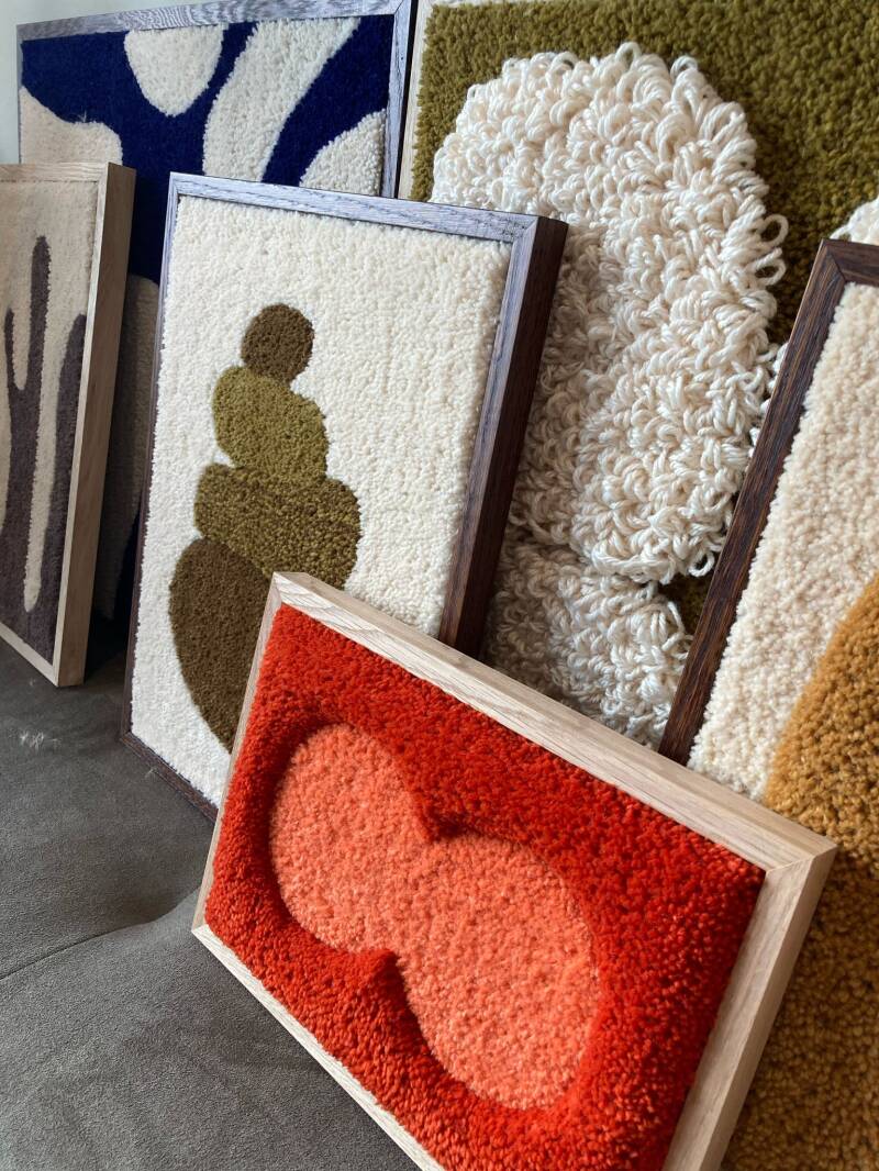 Ingelijkst getufte (wand)kunst voor aan de muur gemaakt met tuftpistool