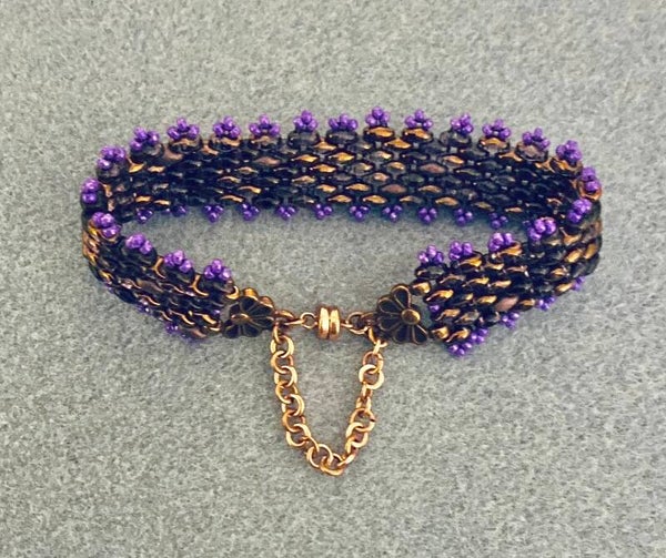 Pattern bracelet with magnetic closure (b-119)