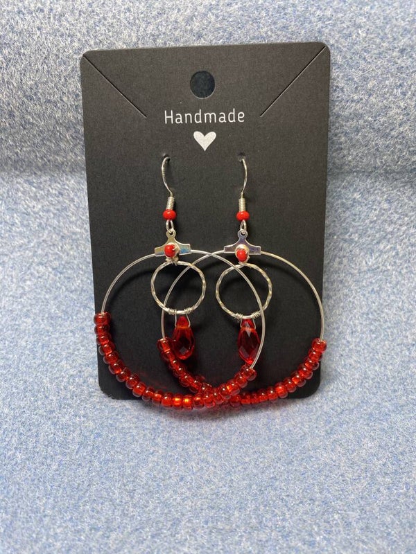 Earrings with hooks (e-190)
