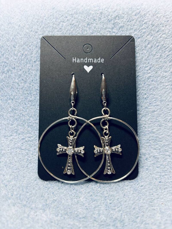 Earrings with hooks (e-16)