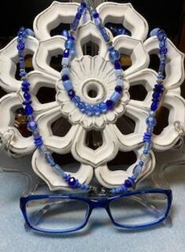 Eyeglass strand  (m-27)