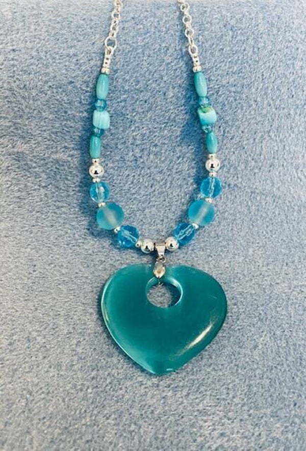 Necklace (s-24)