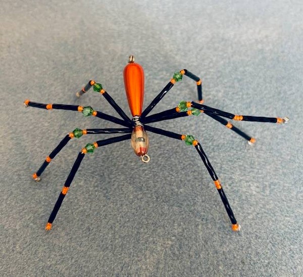 Suncatcher Spider (also Christmas Spider) (m-42)