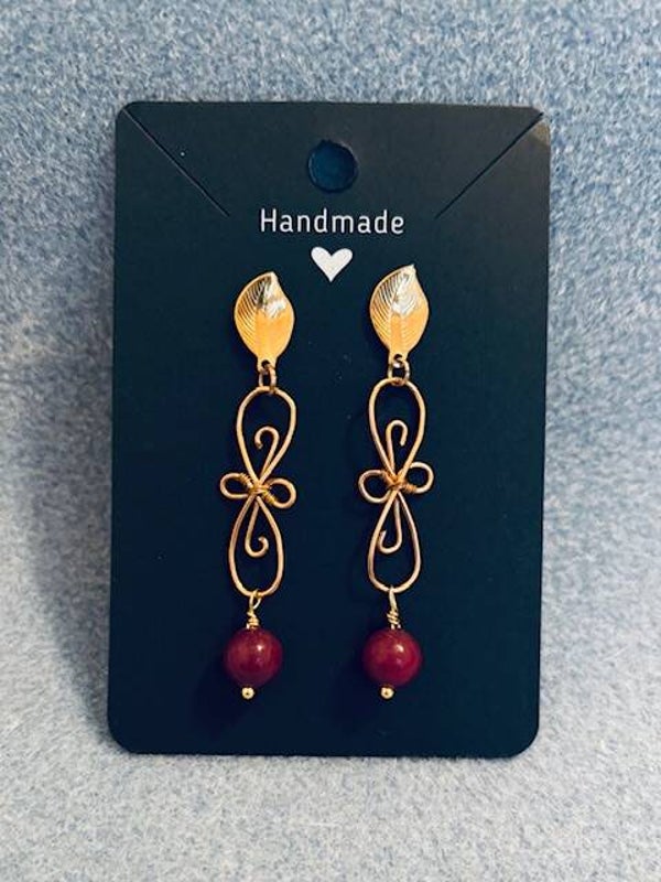 Earrings on copper leaf posts (e-15)