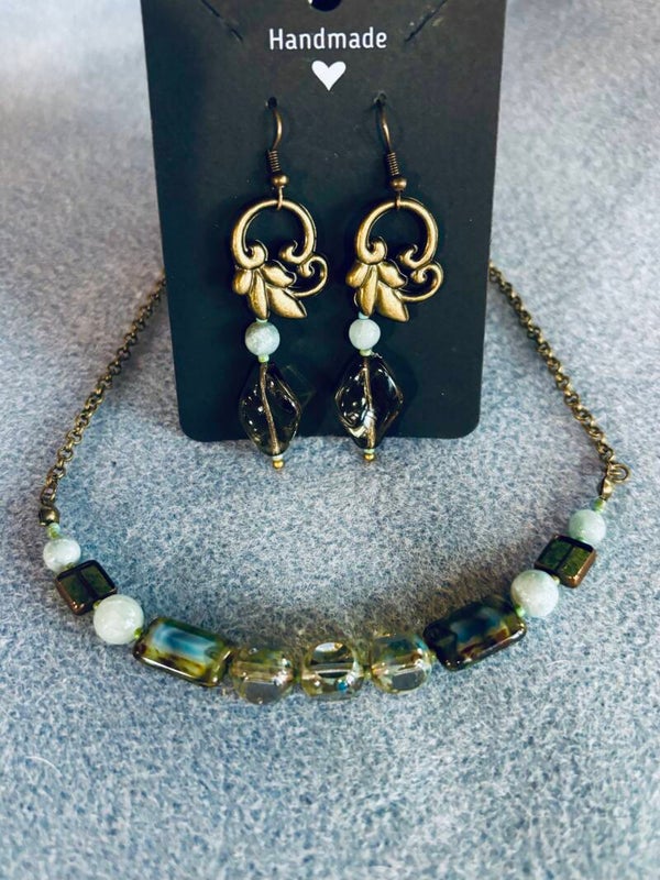Set - Necklace and Earrings (s-15)