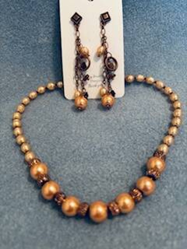 Set - Necklace and earrings (s-56)