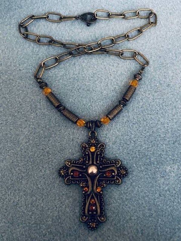 Necklace (n-4)