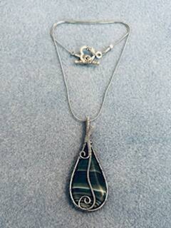 Necklace (n-9)