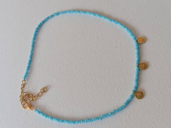 Blauwe kralen dq chocker