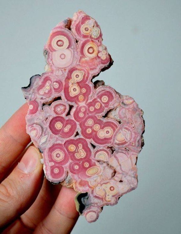 EXCLUSIVE: RHODOCHROSITE STALACTITE SLICE - ARGENTINA   12 x 4 cm
