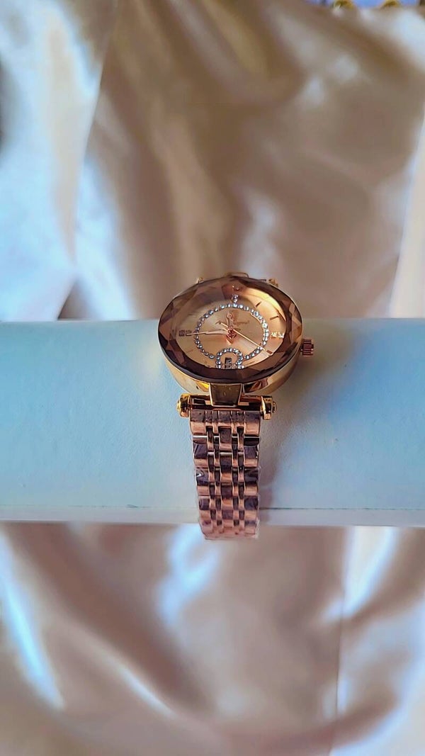 Montre clarisse