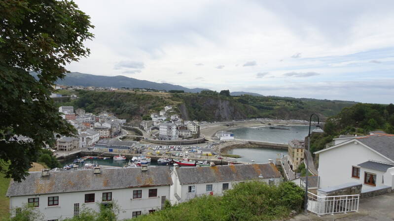 Lluarca Hafen
