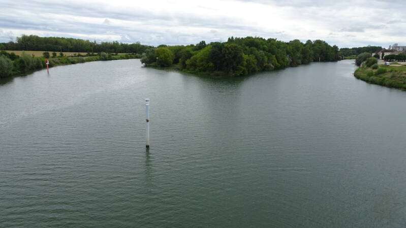 Links Saone, rechts Doubs