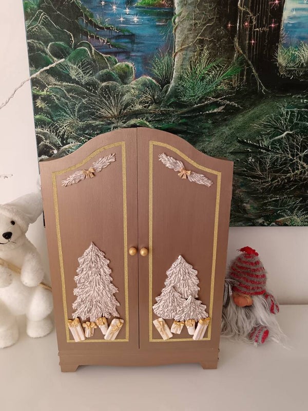 Calendrier de l'avent "Armoire de Noël"
