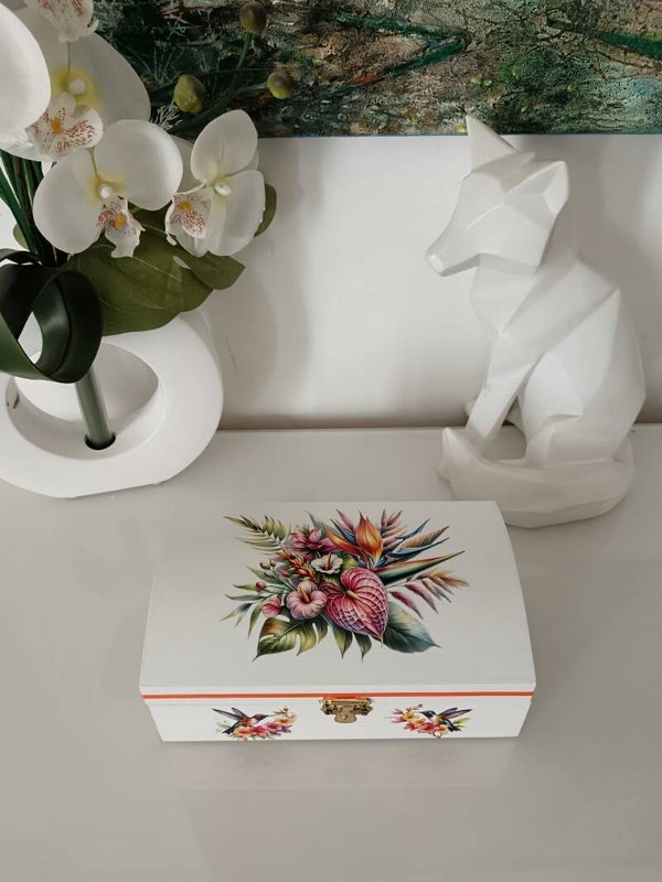 Petit coffre "Fleurs exotiques"