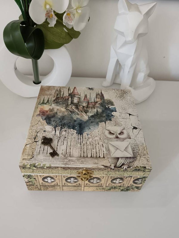 Boîte à compartiments "Magic Academy"