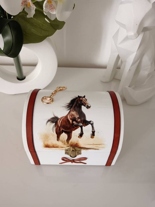Petit coffre "chevaux"