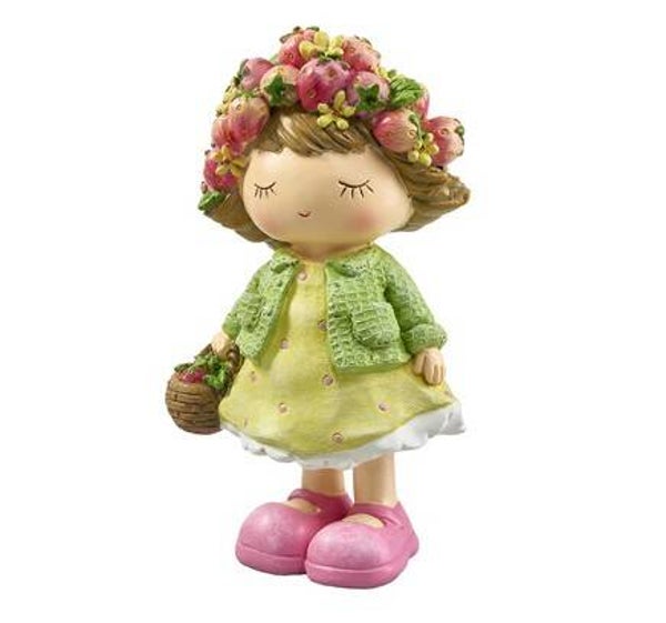 Petite fille couronne de fraises