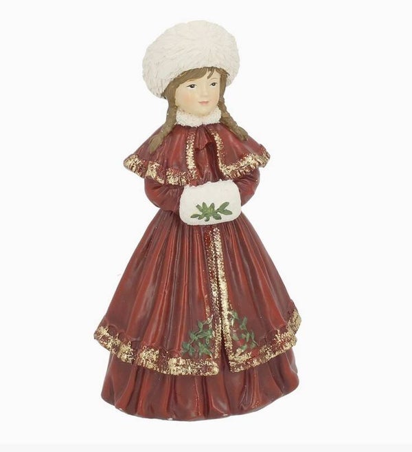 Fillette en robe rouge foncé