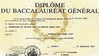 PASSE TON BAC D'ABORD !