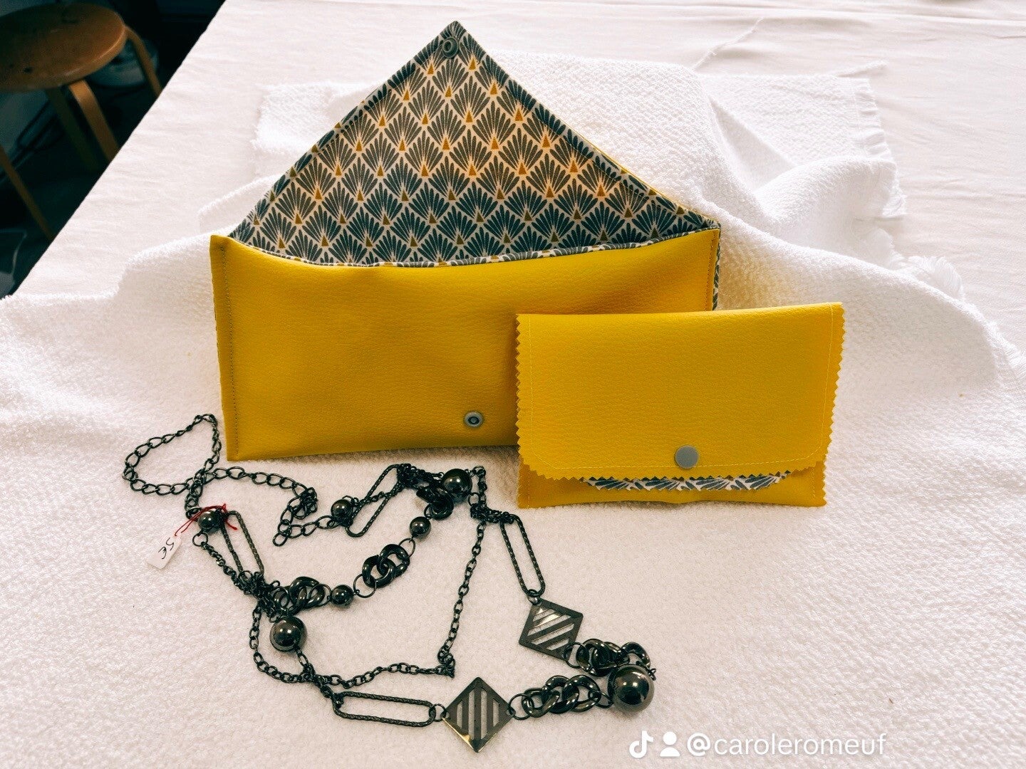 Ensemble pochettes/porte-monnaie.