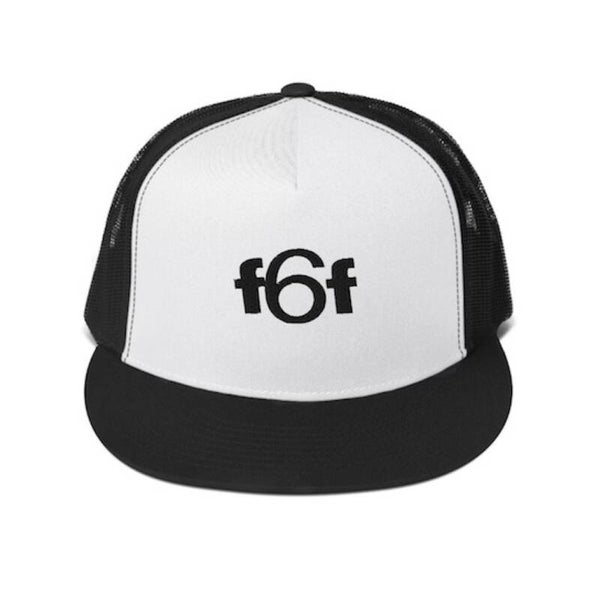 EMBROIDERED TRUCKER HAT