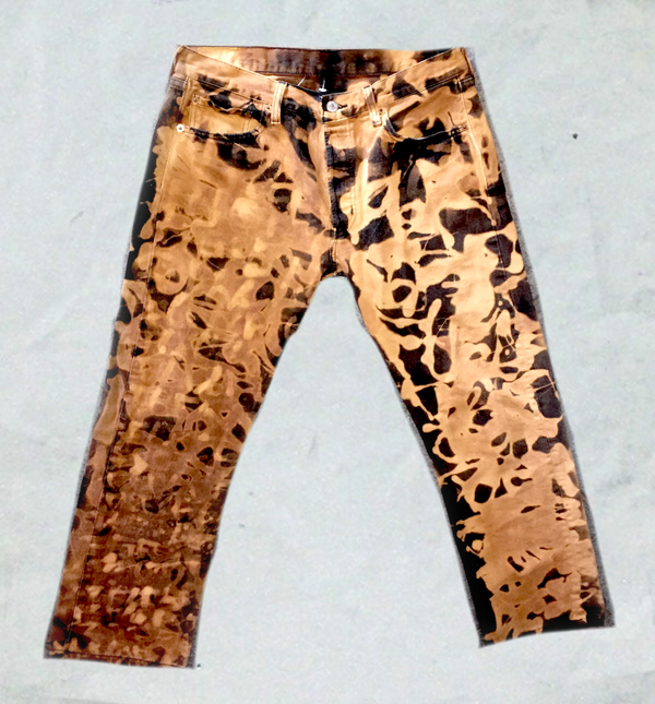 1 0F 1 TAGGIN BLEECH DENIM