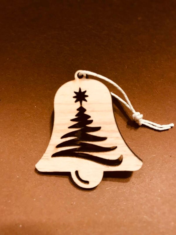 Kerst klok met kerstboom hout en ophang gat diverse maten