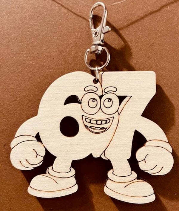 Sleutelhanger met naam voor kinderen – Persoonlijk & uniek cadeau | Six Seven - 67 hype 80x65mm hout