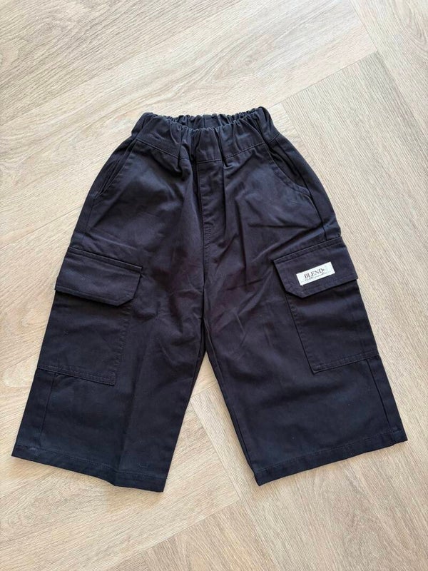 Black cargo pants