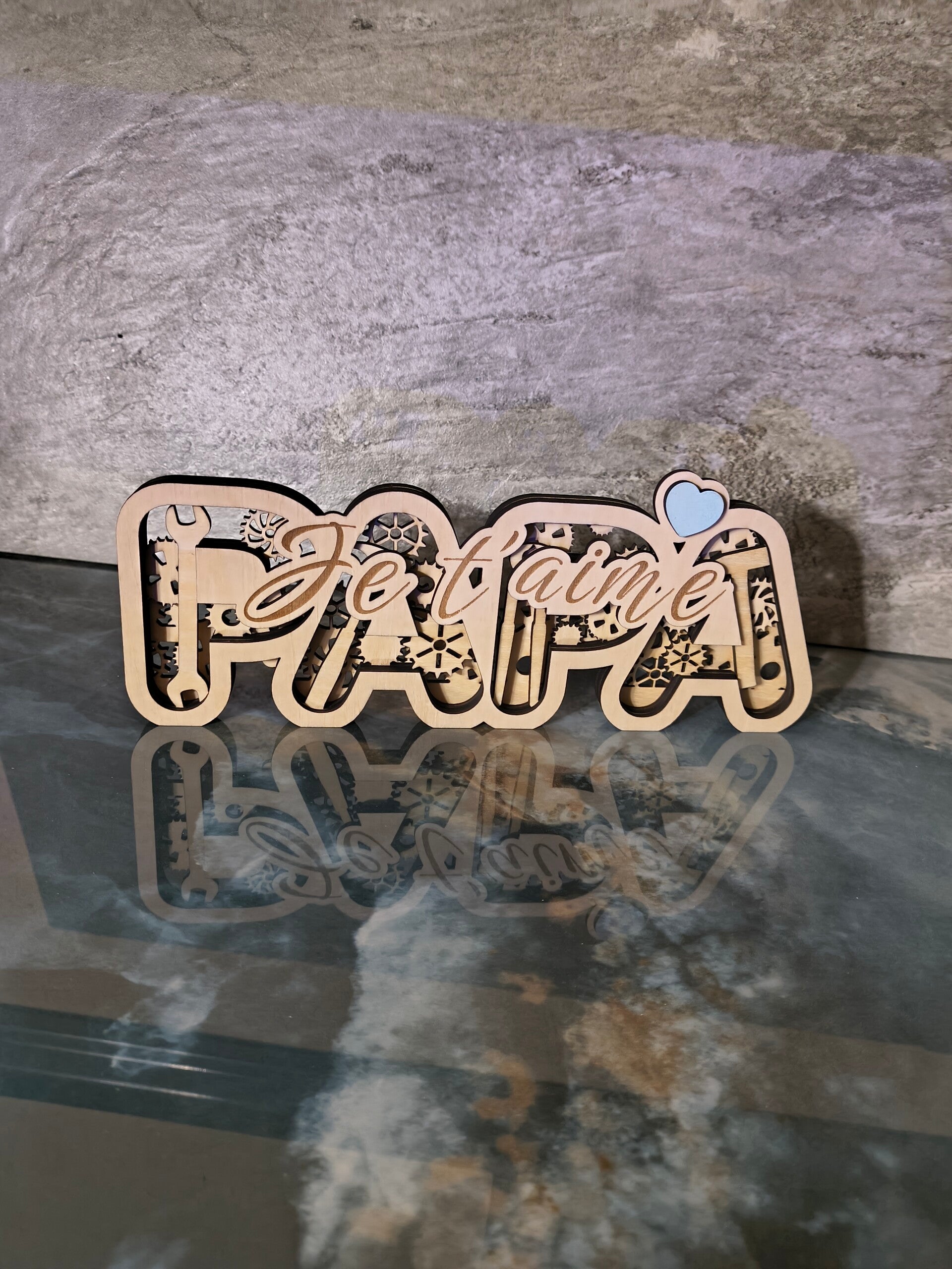 Décoration en bois contreplaqué - Papa je t'aime avec coeur en couleur
