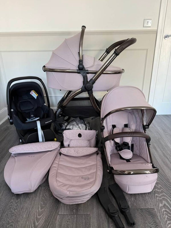 Egg 2 Hush Violet Travel System