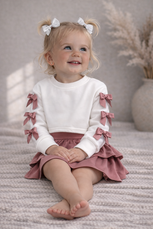 Tweedelig baby setje met ruffle en strikjes