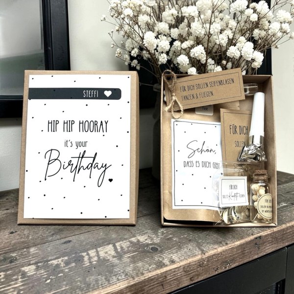 Personalisiertes Geburtstagsgeschenk - Geschenkbox Hip Hip Hooray