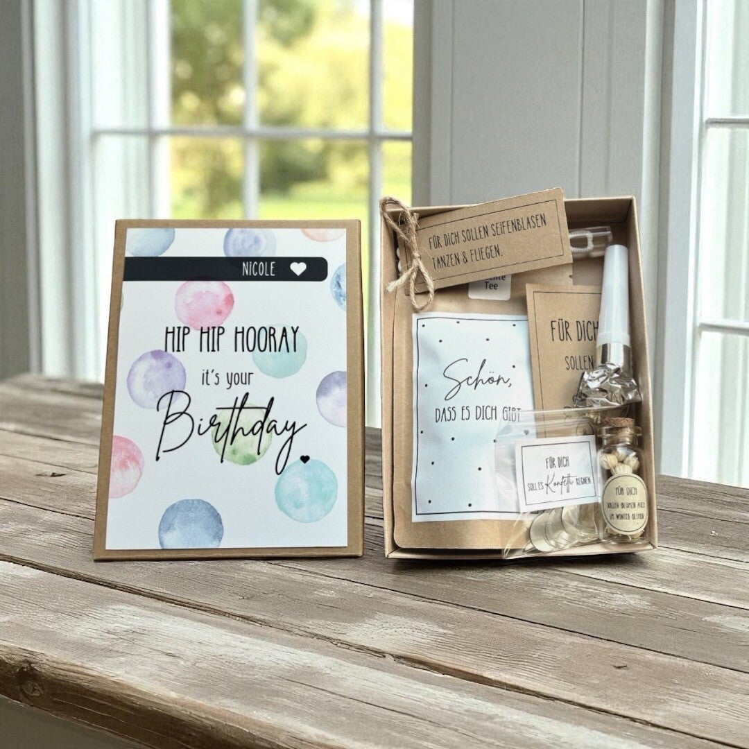 Personalisiertes Geburtstagsgeschenk - Geschenkbox Hip Hip Hooray - Seifenblasen bunt
