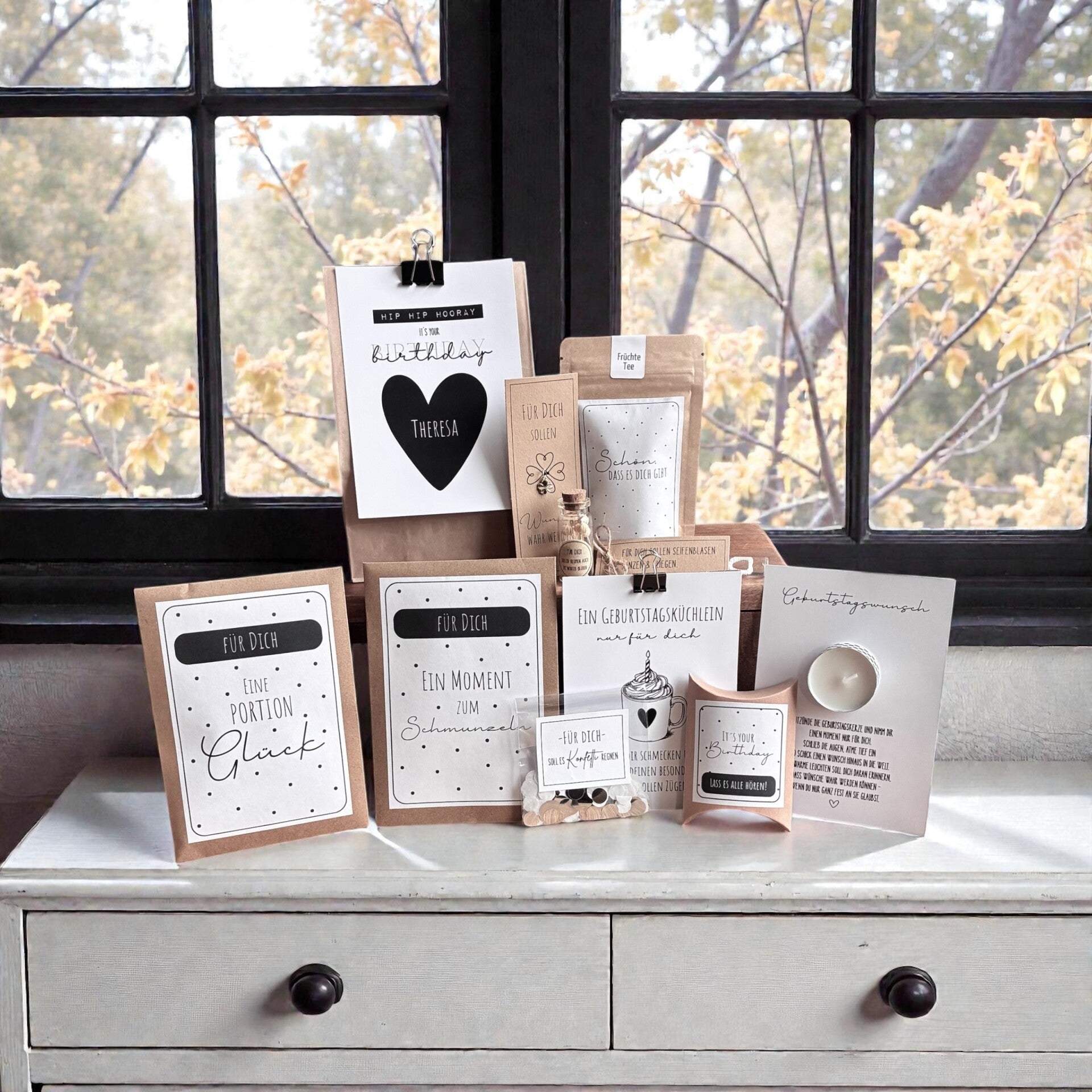 Personalisiertes Geburtstagsgeschenk für Frauen - Geburtstag in der Tüte - Herz