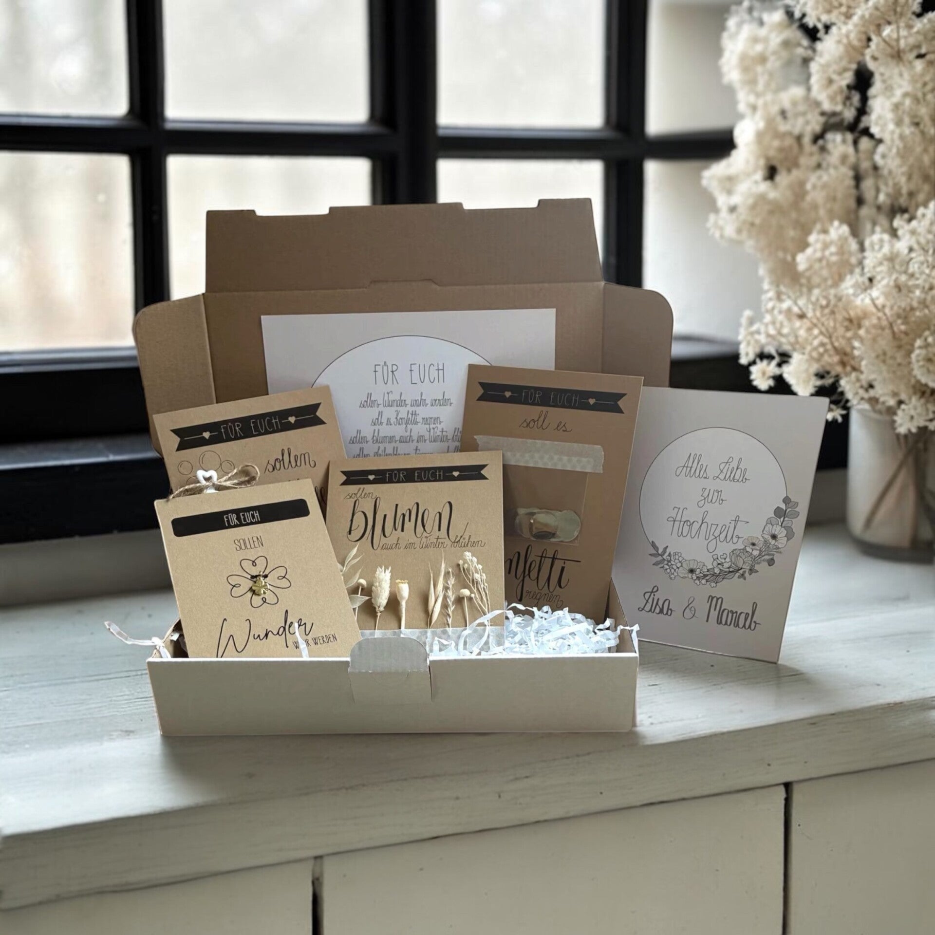 Personalisiertes Hochzeitsgeschenk - Für Euch - Blumen Design in Beige