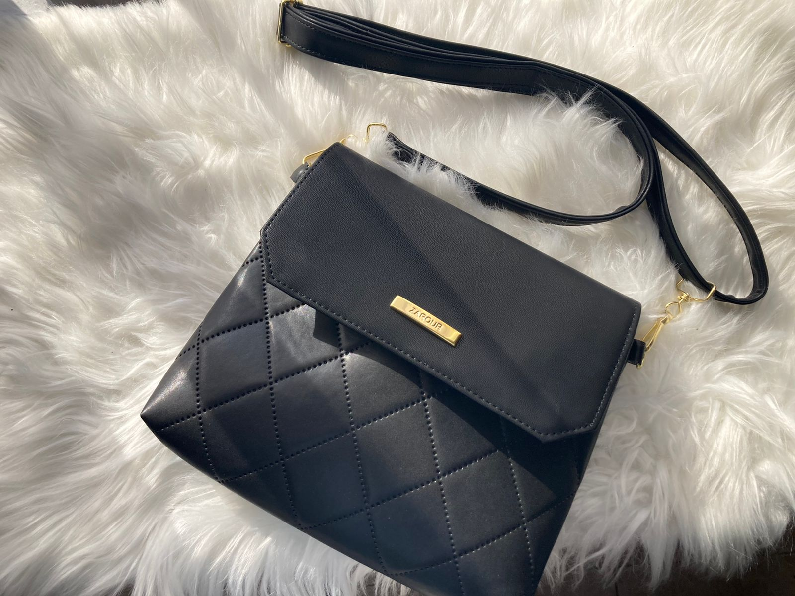 bolso tipo crossbody