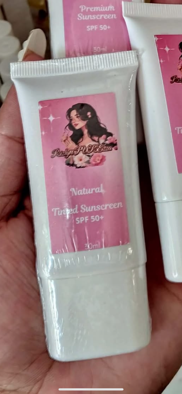 Natural Tinted Sunscreen SPF50+