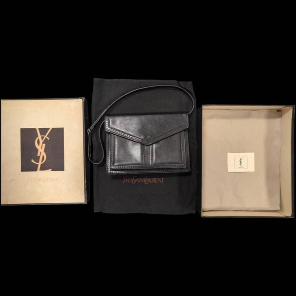Yves Saint Laurent • Sac enveloppe