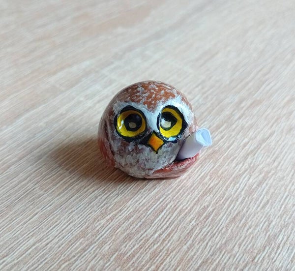 Post uiltje bruin