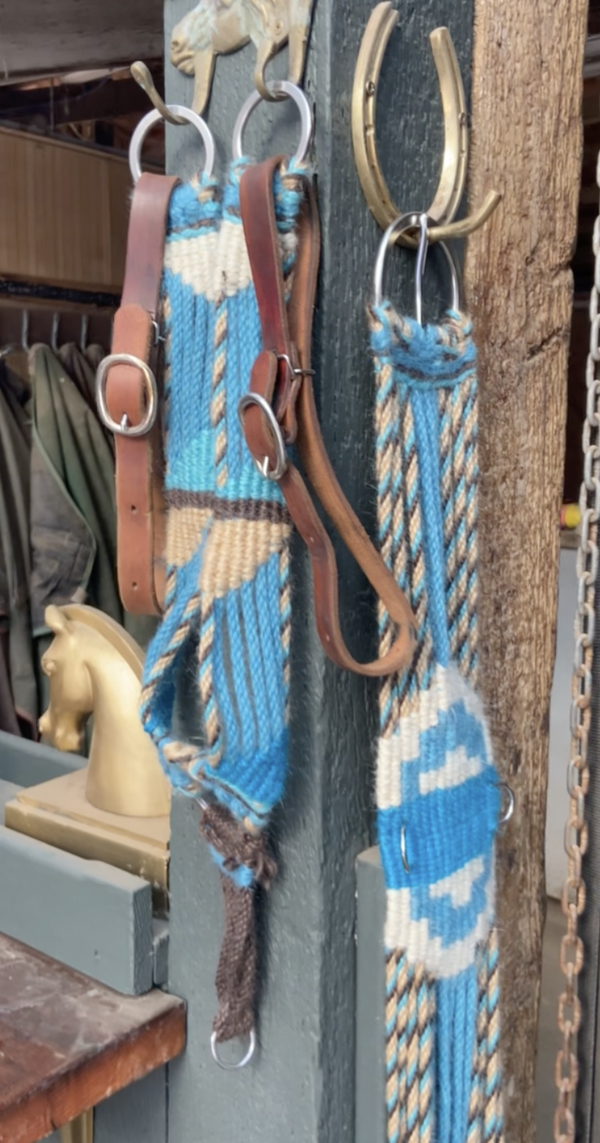 Matching set 100% mohair tack set with straight Cinch and Breast Collar