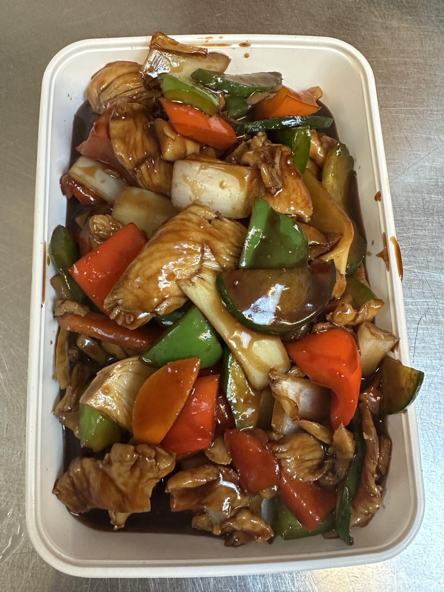 456 Gesneden kip met ketjapsaus